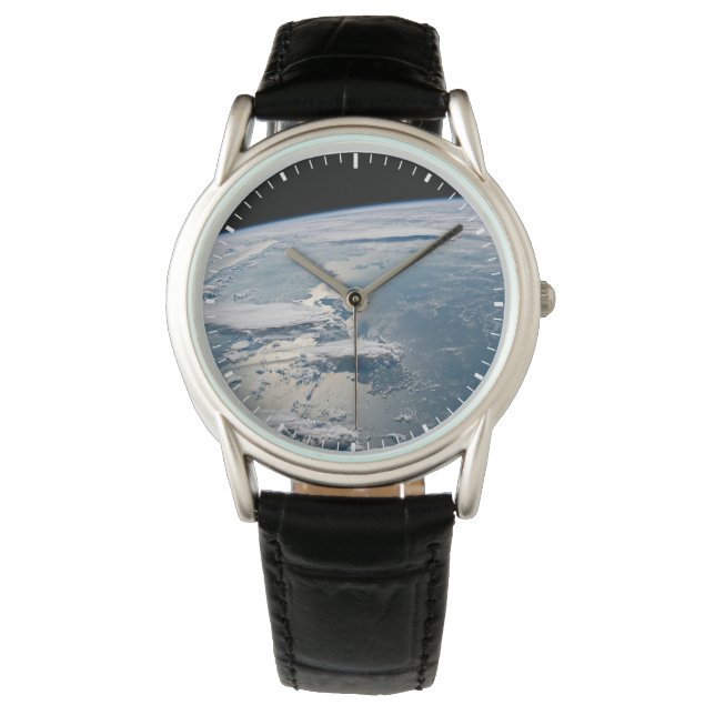 Cloudscapesスマのまわりにトラ，インドネシア。 腕時計 (正面)