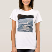 Cloudscapesスマのまわりにトラ，インドネシア。 Tシャツ (正面)