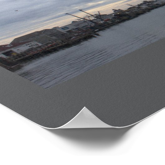 Cloudy Day Waterscape Photo Poster ポスター (角)