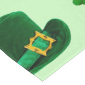 CloversとLeprechaun Hats テーブルクロス (アングル)