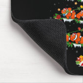Clown Fish Christmas Tree Lights Funny Clown Fish  マウスパッド (コーナー)
