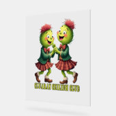 Cluaran Ceilidh Club Scottish Thistles Wearing アクリルサイン (傾斜)