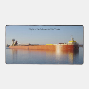 Clyde S. VanEnkevort & Erie Traderデスクマット デスクマット