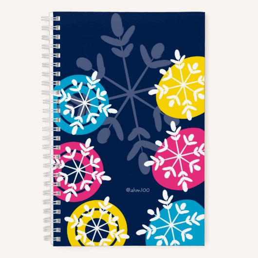 CMYK Snowflakes on Blue ノートブック (正面)