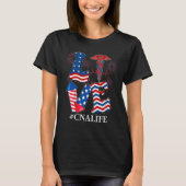CNA Certified Nursing Assistant LOVE 4th of july U Tシャツ (正面)