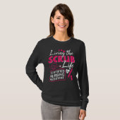 CNA Living The Scrubs Life Certified Nursing Assis Tシャツ (正面フル)