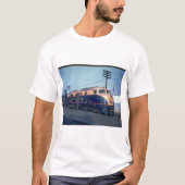 CNJ Baldwinの二重タクシー#2001の1940年の' _Trains Tシャツ (正面)