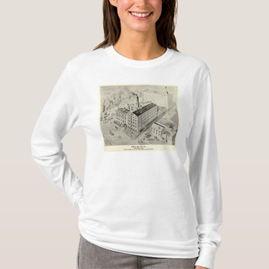 Coにベルトを付けているJewell Tシャツ (正面)