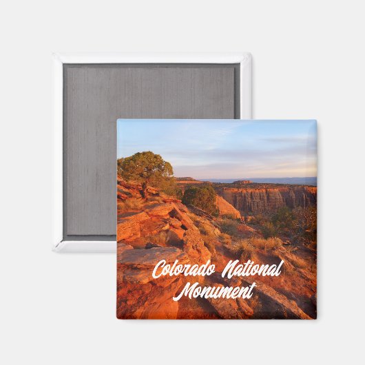 COモニュメントのグランドビュートレイルでのサンライズ マグネット (正面/裏面)