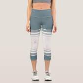 Coastal Blue Ivory Floral Line Art Athletic Stripe カプリレギンス (正面)