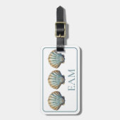 Coastal Blue Scallop Seashell Monogram ラゲッジタグ (正面縦)