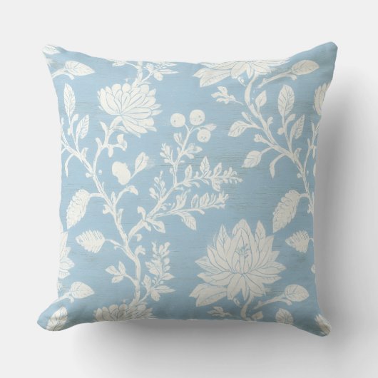 Coastal Granddaughter Throw Pillow クッション (正面)