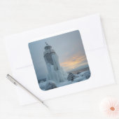 coastal lighthouse in winter storm スクエアシール (封筒)