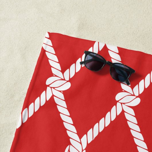 Coastal Preppy Nautical Monogram – Red & Navy ビーチタオル (インサイチュ)