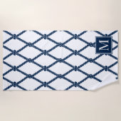 Coastal Preppy Nautical Monogram – White & Navy ビーチタオル (正面)