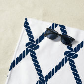Coastal Preppy Nautical Monogram – White & Navy ビーチタオル (インサイチュ)