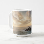 Coastal Serenity Lighthouse Wrap Mug (15oz) コーヒーマグカップ (正面左)