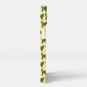 Cockapoo Dogかわいいシルエットグリッドイエロー iPhoneケース (右側面)