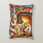 Cockapoo Sitting by Fireplace with Christmas Light アクセントクッション (裏面(縦))