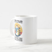 Coffeeを逆から読むとEEFFOC – 面白いカフェインTシャツ コーヒーマグカップ (正面左)