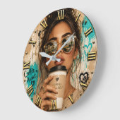 Coffee Addict Luxury Fashion Chic Woman Portrait ラージ壁時計 (傾斜)