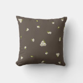 Coffee Brown Lily of the Valley Floral Pattern クッション (正面)