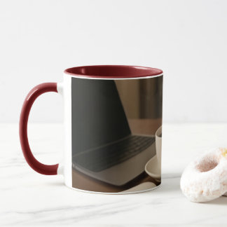 "Coffee & Clicks マグカップ – 蒸気、ショッピング、そして膝上"