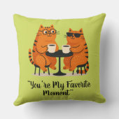 Coffee Date Cat Couple Throw Pillow クッション (裏面)