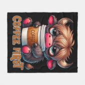 Coffee First Coffee Lover Gifts  フリースブランケット (正面(横))