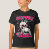 Coffee Is My Valentine Skeleton Valentine Funny Co Tシャツ (正面)