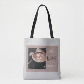 Coffee LOVE Repeat - モダンなコーヒー愛好家へのギフト トートバッグ (正面)