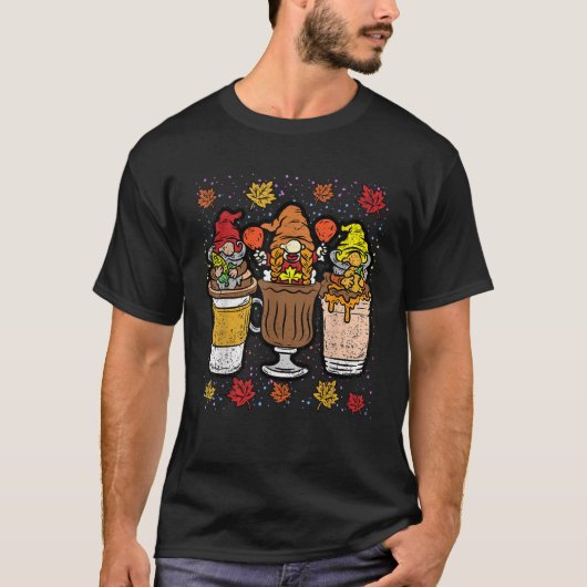 Coffee Lover Gnome Thanksgiving Day Fall Autumn Ba Tシャツ (正面)