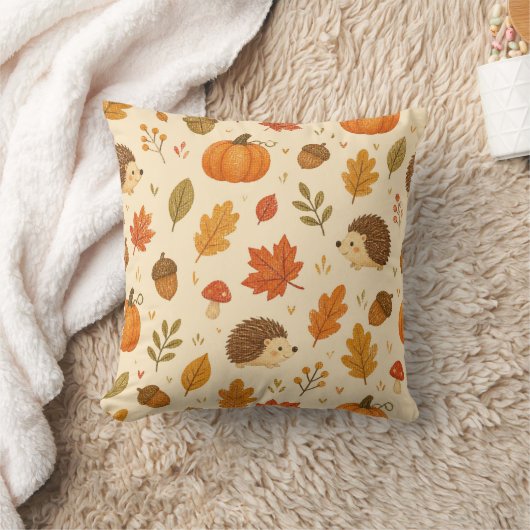 Cojín con patrón otoñal ideal para decoración  クッション (ブランケット)