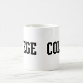 Colegeは大学を誤まって綴りました コーヒーマグカップ (中央)