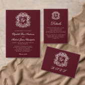 Elegant Formal Monogram Crest Burgundy Wedding メニュー (この独立クリエイターのコレクションをカスタマイズ。)