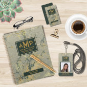 金ゴールドテクスエレガントチャ3文字モノグラムロゴ Tシャツ