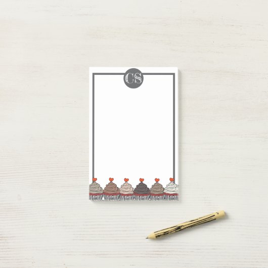 Collection of cupcakes ポストイット (デスク上)