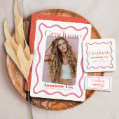 ピンクの波状フレームトレンディー卒業アドレス ラベル