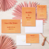 Bold Modern Orange Sunset Monogram Wedding 招待状 (この独立クリエイターのコレクションをカスタマイズ。)