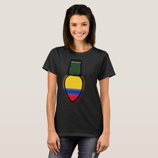 Colombia Flag Christmas Light Colombian Pride Tシャツ (正面フル)