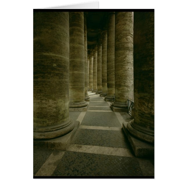 colonnadeの中の眺め (正面)