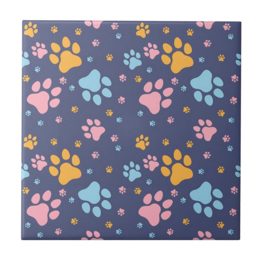 Colorful Animal Paw Prints Pattern タイル (正面)
