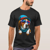 Colorful Beagle wearing sunglasses and cap Tシャツ (正面)
