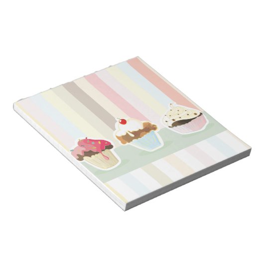 colorful cupcake ノートパッド (アングル)