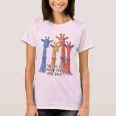 Colorful Giraffes Knotted Funny Animal Tシャツ (正面)
