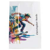 Colorful Graffiti Skateboarder Birthday Bash  ミディアムペーパーバッグ (裏面)