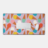 Colorful Hand-Drawn Ice Cream Cone Pattern  デスクマット (キーボード&マウス)