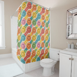 Colorful Happy Smile Emoji Pattern シャワーカーテン