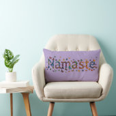 Colorful Namaste Butterflies - Lavender Statement ランバークッション (椅子)