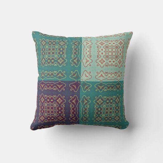 Colorful Ornamental Folk-Inspired クッション (裏面)